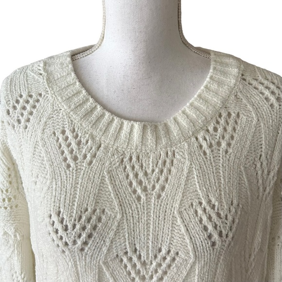 BCBG Max Azria Crewneck Chenille Long Sleeve Sweater Women SZ Large Ivory Fall - Picture 3 of 8